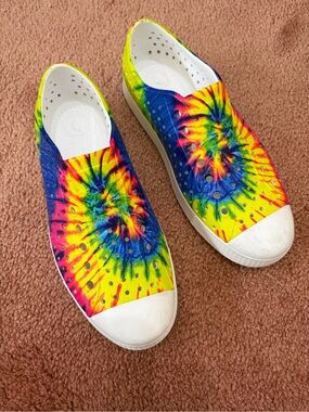 Native Shoes Tie-Dye Slip-On Waterproof Shoes - Yellow Blue Pink Green